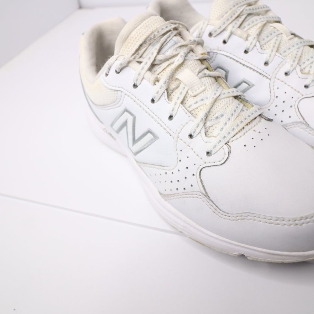 White New Balance Women's 411 V1 Training Shoe  size 6.5 - Picture 2 of 9